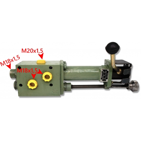 TŁOK CYLINDER PODNOŚNIKA C-330 + ROZDZIELACZ HYDRAULICZNY